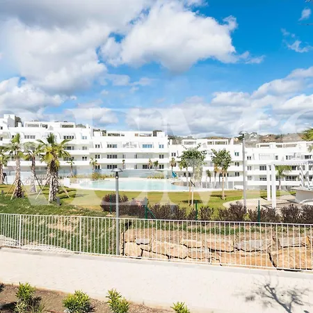 With Parking, Gym & Terrace By Rems Appartement *