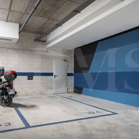 Appartement With Parking, Gym & Terrace By Rems