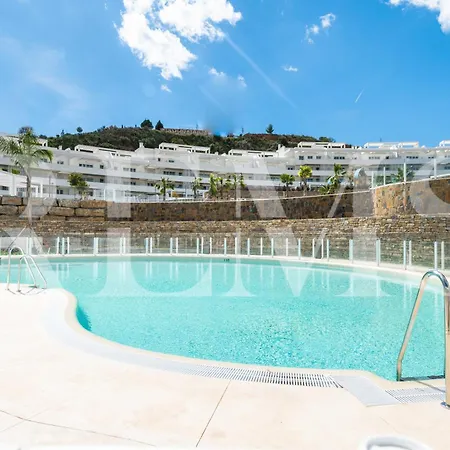 With Parking, Gym & Terrace By Rems Appartement *